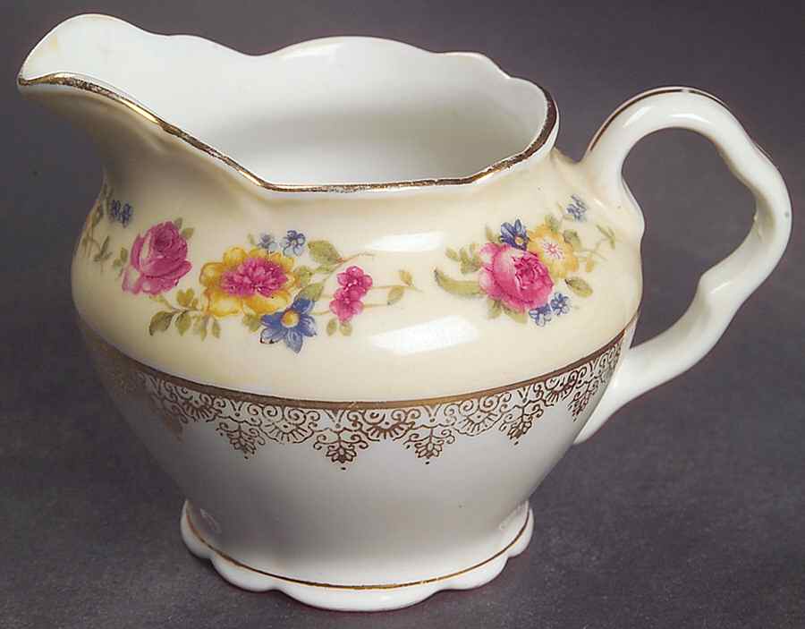 Hostess Mini Creamer by Gold Castle-1