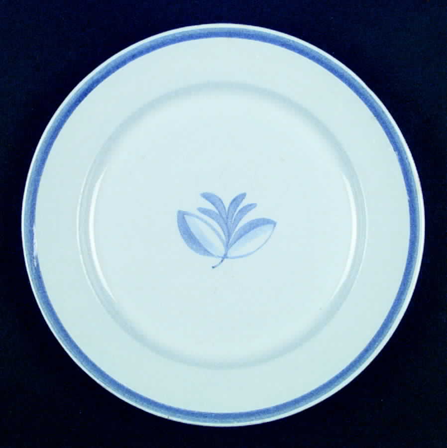 Blatt Band Luncheon Plate by Gefle-1