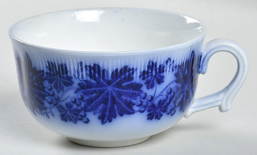 Vinranka Flat Cup by Gefle-1