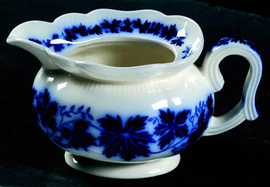 Vinranka Creamer by Gefle-1