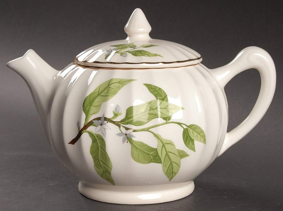 B8760 Teapot & Lid by WS George-1