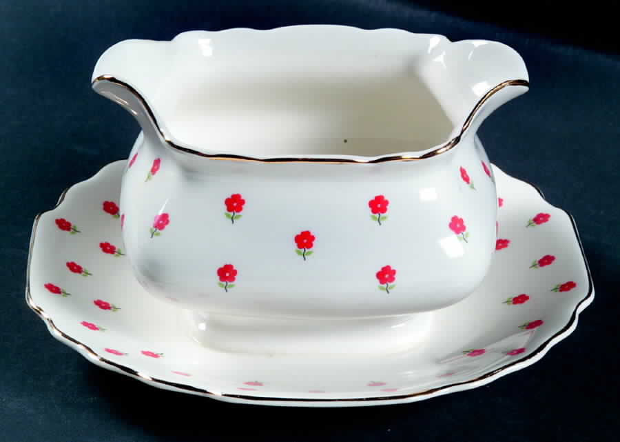 Blushing Rose Dalrymple (Lido) Gravy Boat with Attached Underplate by WS George-1