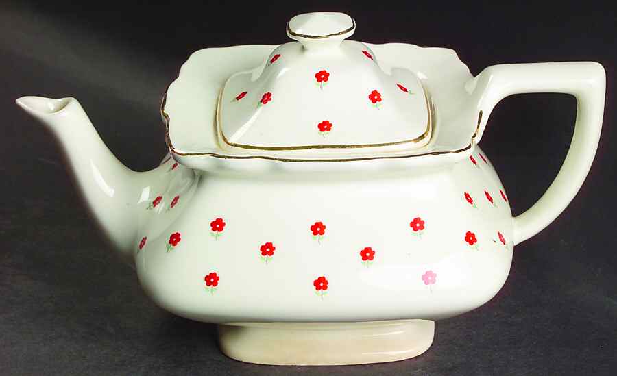 Blushing Rose Dalrymple (Lido) Teapot & Lid by WS George-1