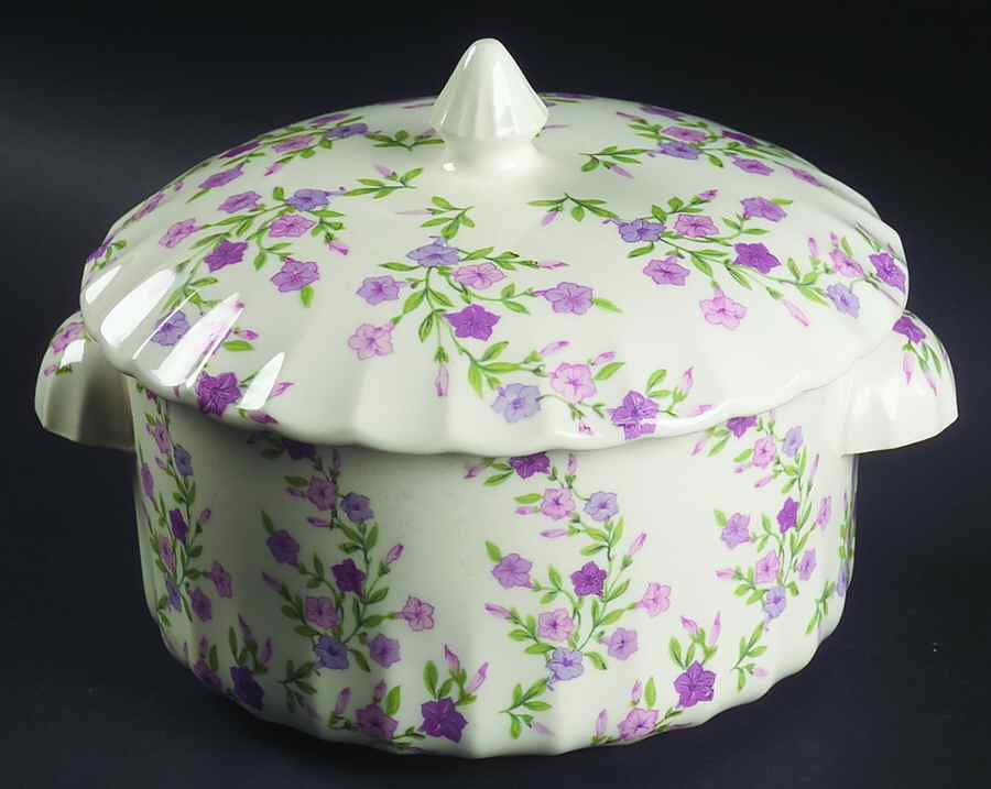 Fiesta Round Covered Vegetable by WS George-1