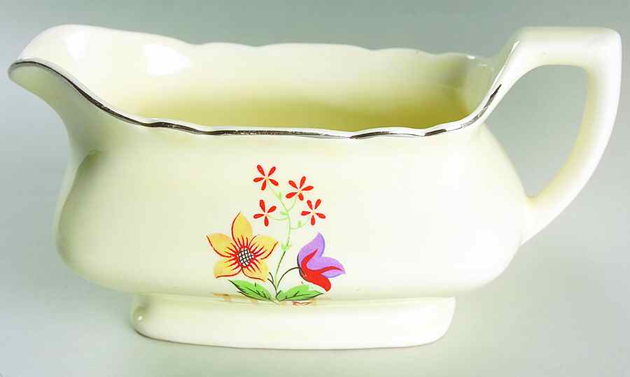Gaylea (Lido, Canarytone) Gravy Boat by WS George-1