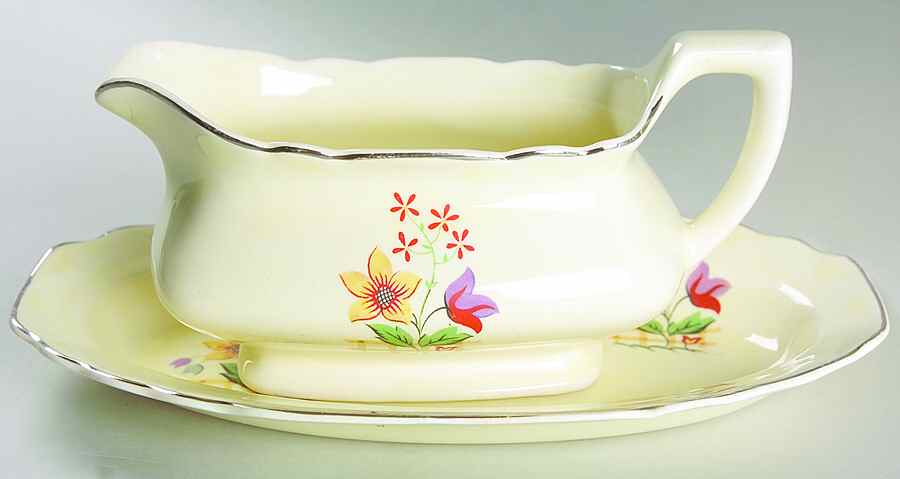 Gaylea (Lido, Canarytone) Gravy Boat & Underplate/Relish by WS George-1