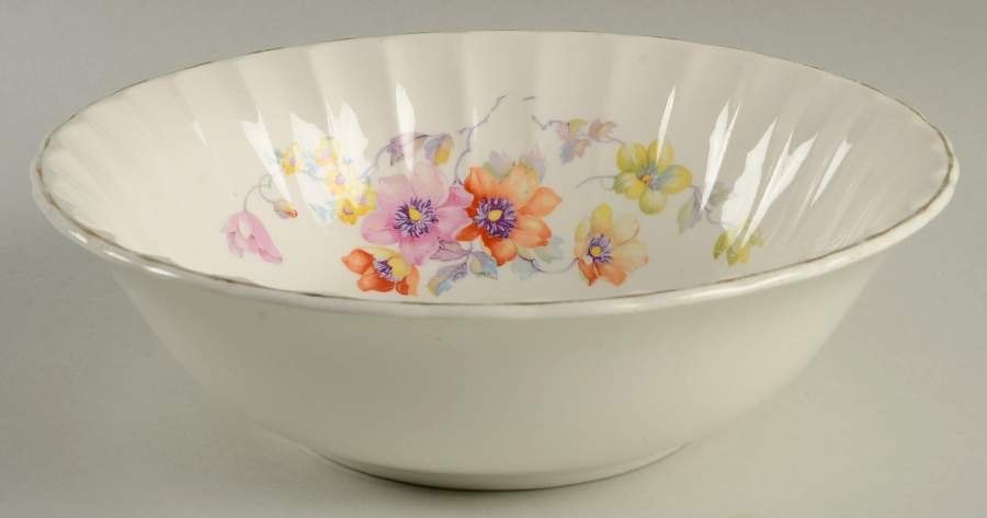 GEO102 9" Round Vegetable Bowl by WS George-1