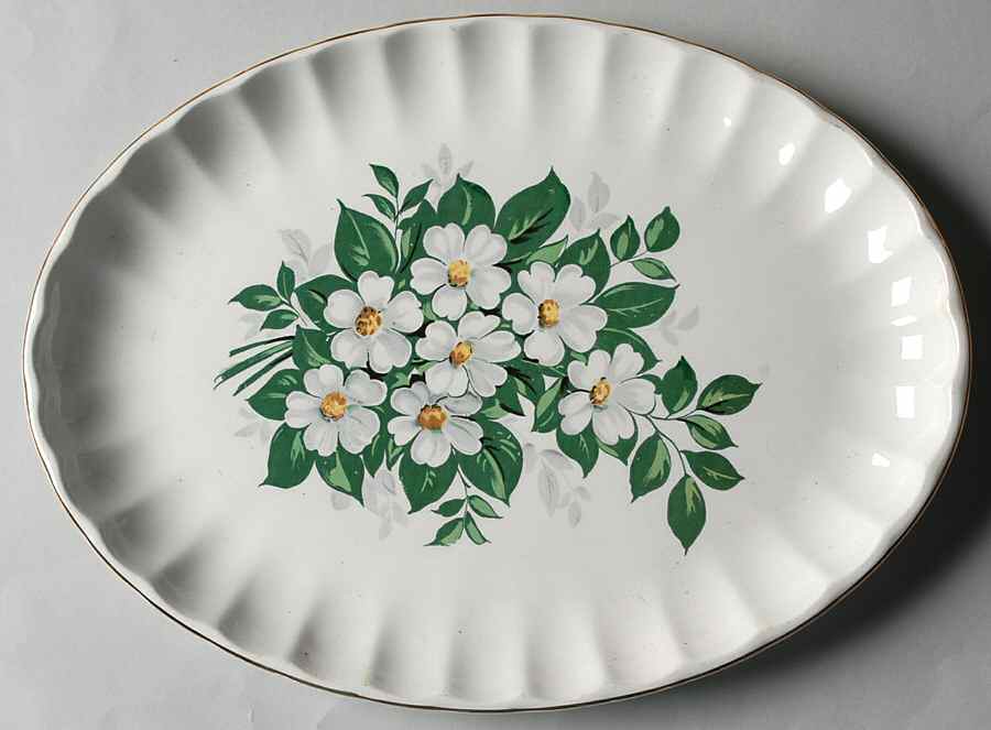 GEO14 11" Oval Serving Platter by WS George-1