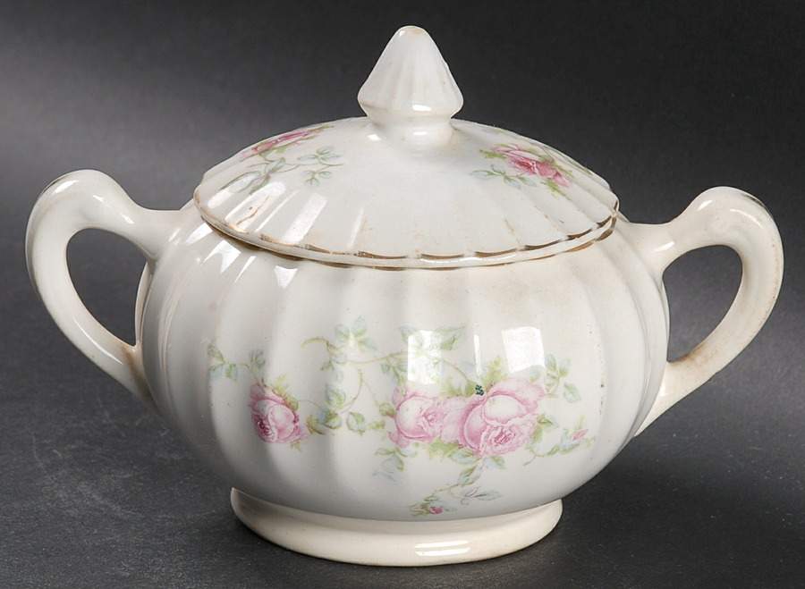B8949-4 Sugar Bowl & Lid by WS George-1