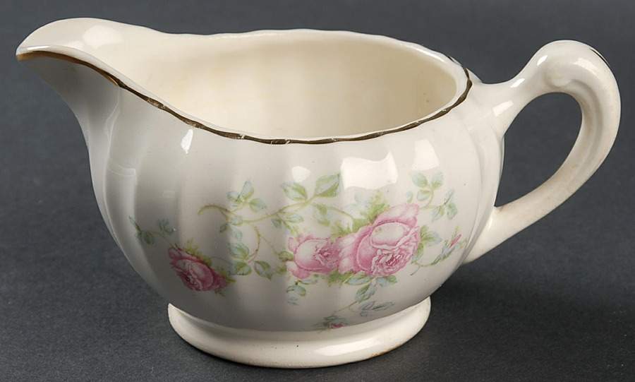 B8949-4 Creamer by WS George-1