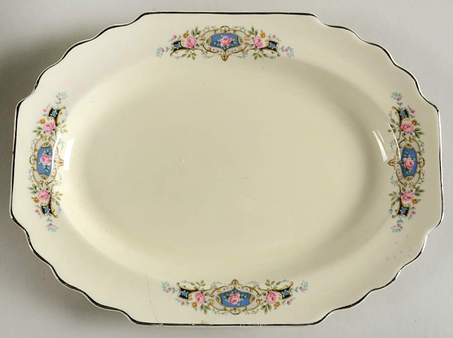 GEO22 10" Oval Serving Platter by WS George-1