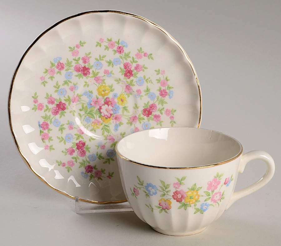 GEO32 Flat Cup & Saucer Set by WS George-1