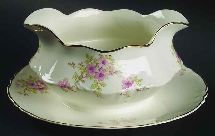 36725 Gravy Boat with Attached Underplate by WS George-1