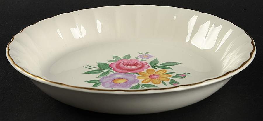 Romance Coupe Soup Bowl by WS George-1