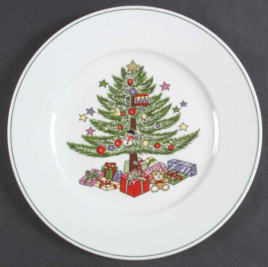 Christmas Tree White (Brown Bear) Dinner Plate by Gibson Designs-1