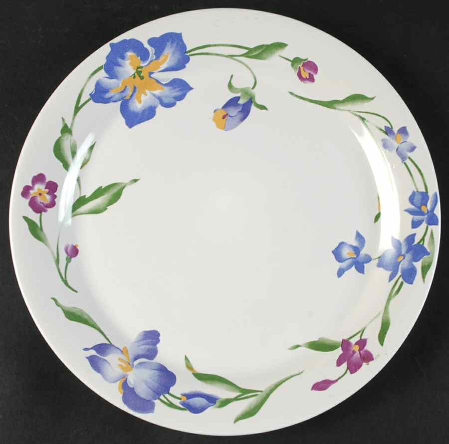 Whisper Luncheon Plate by Gibson Designs-1