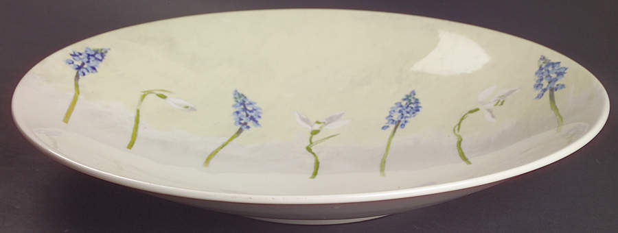 Alice 12" Shallow Round Bowl by Faiencerie De Gien-1