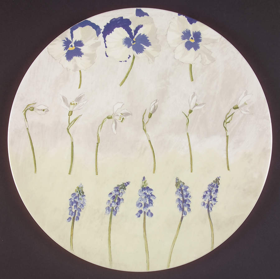 Alice Cake Plate by Faiencerie De Gien-1