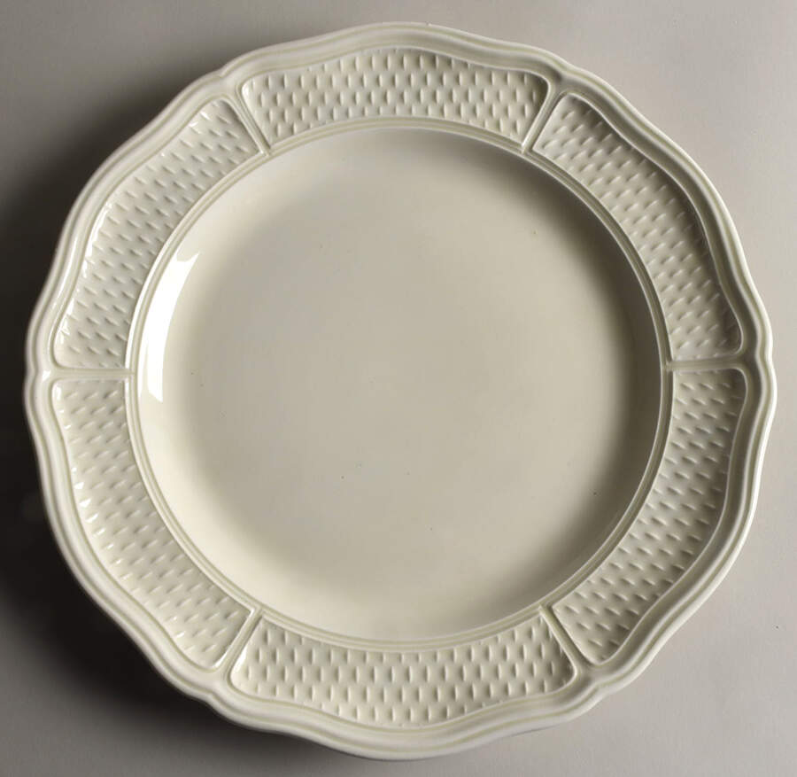 Du Barry 12" Chop Plate (Round Platter) by Faiencerie De Gien-1