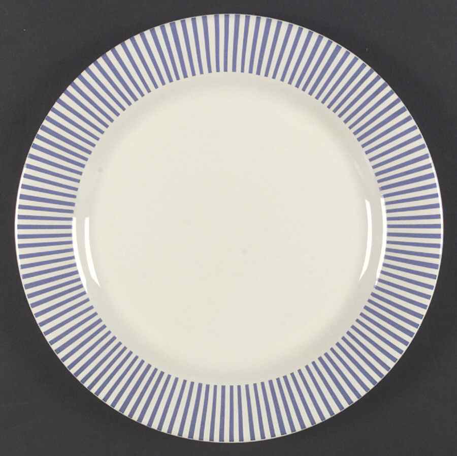 La Ronde Des Fruits Dinner Plate by Faiencerie De Gien-1