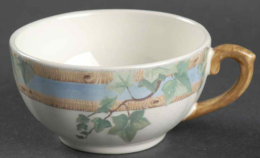 Le Lierre Flat Cup by Faiencerie De Gien-1