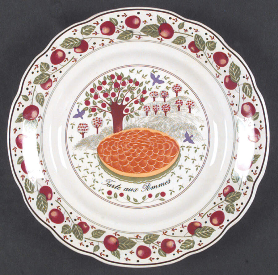Les Tartes Salad/Dessert Plate by Faiencerie De Gien-1