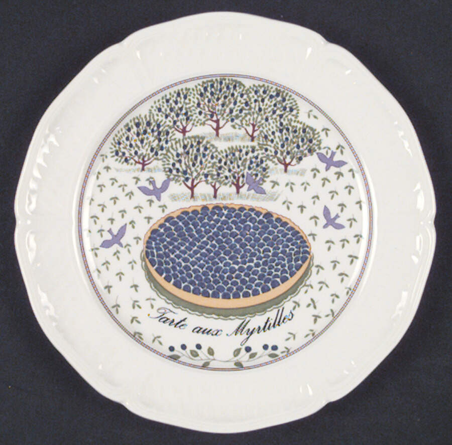 Les Tartes Canape Plate by Faiencerie De Gien-1