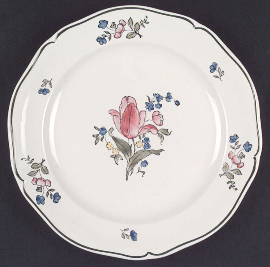 Lorraine Rose Green Dinner Plate by Faiencerie De Gien-1