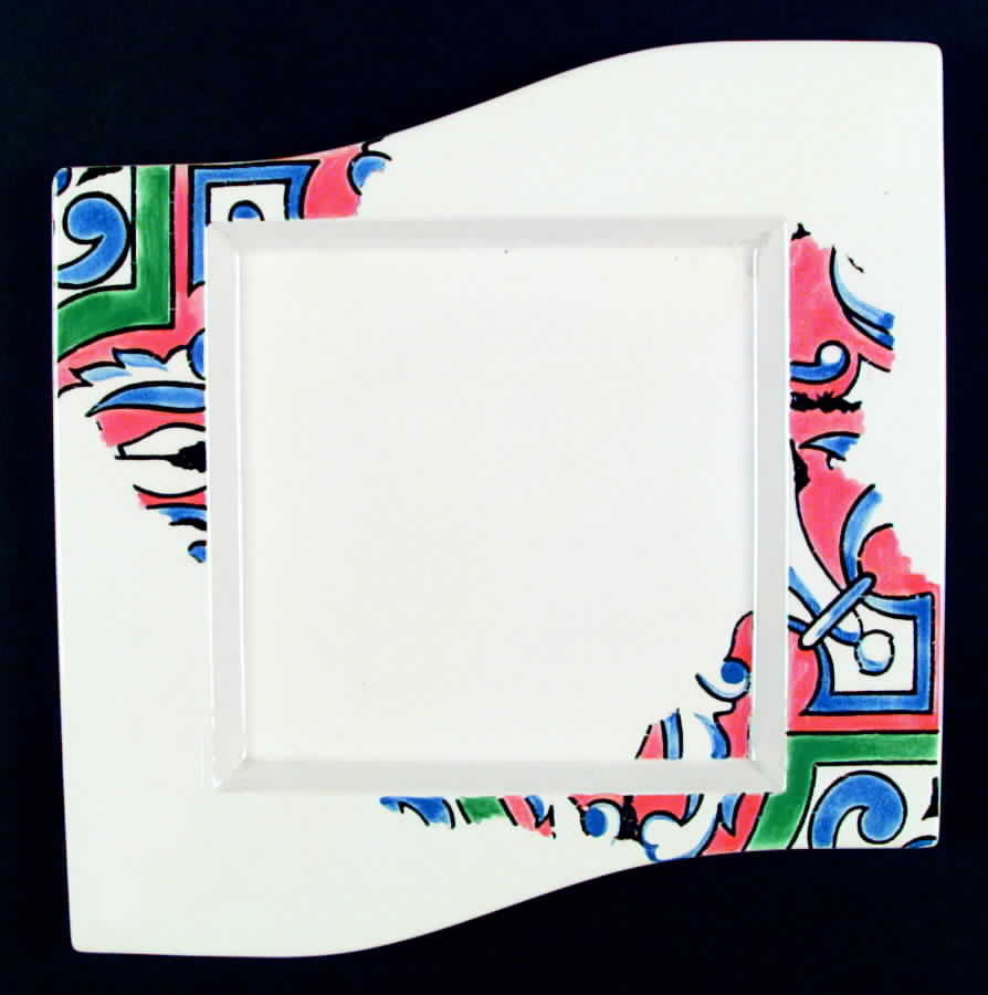Majolique Dinner Plate by Faiencerie De Gien-1