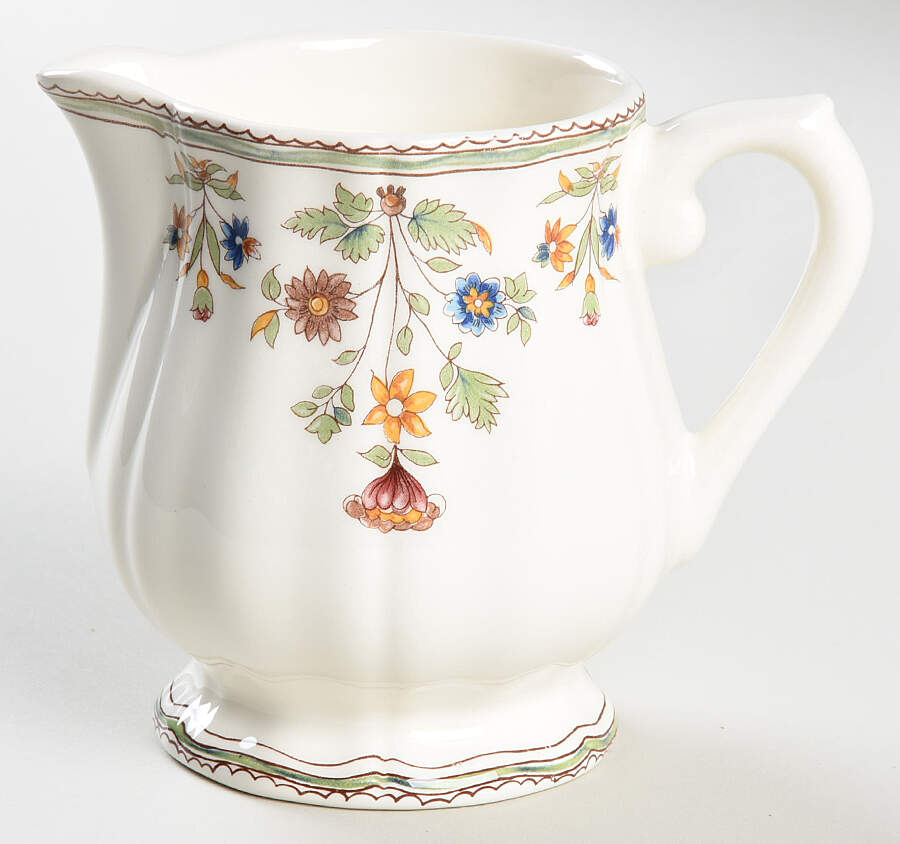 Olerys Creamer by Faiencerie De Gien-1