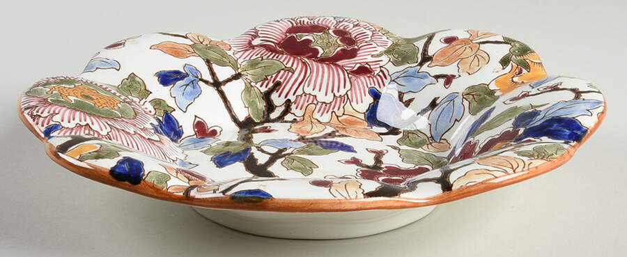 Pivoines 8" Scalloped Bowl by Faiencerie De Gien-1