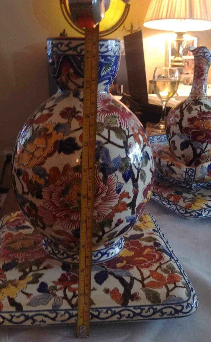 Pivoines 11" Vase by Faiencerie De Gien-1