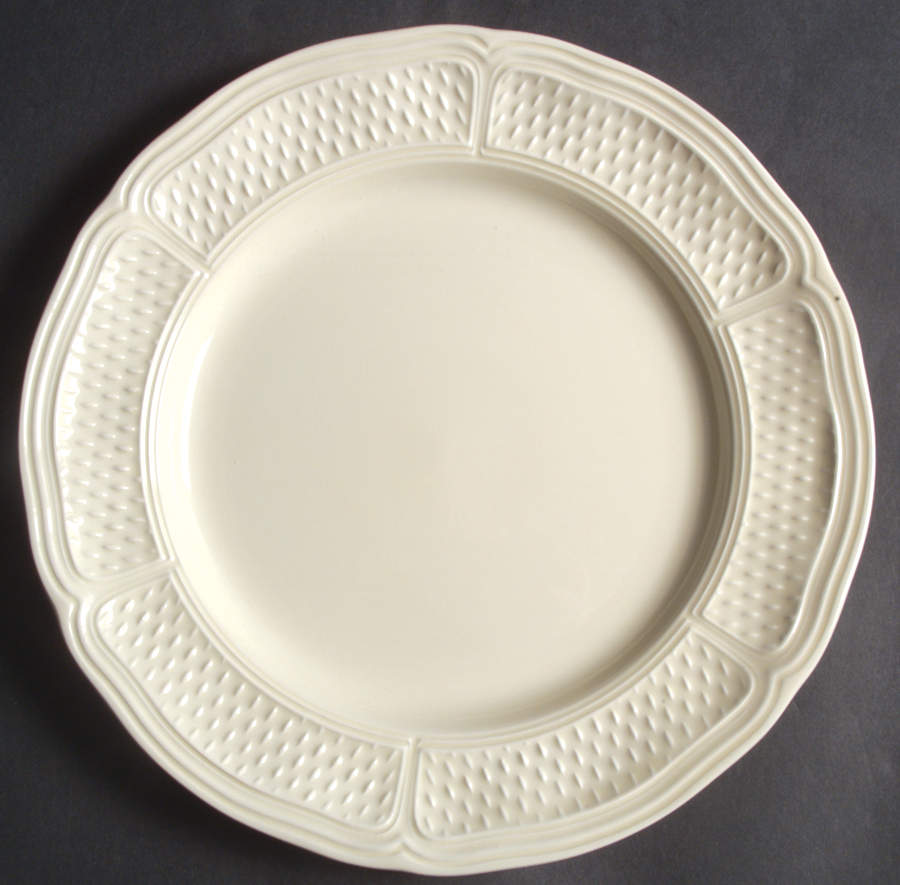 Pont Aux Choux (Cream) Luncheon Plate by Faiencerie De Gien-1