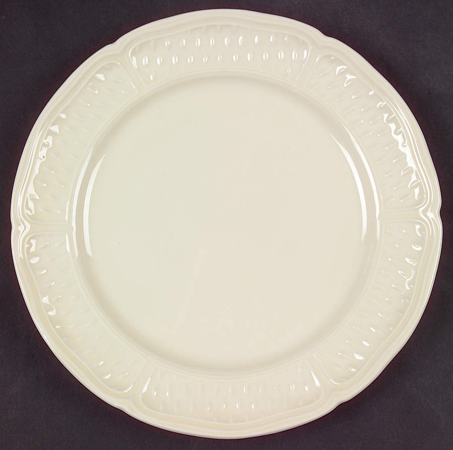 Pont Aux Choux (Cream) Canape Plate by Faiencerie De Gien-1