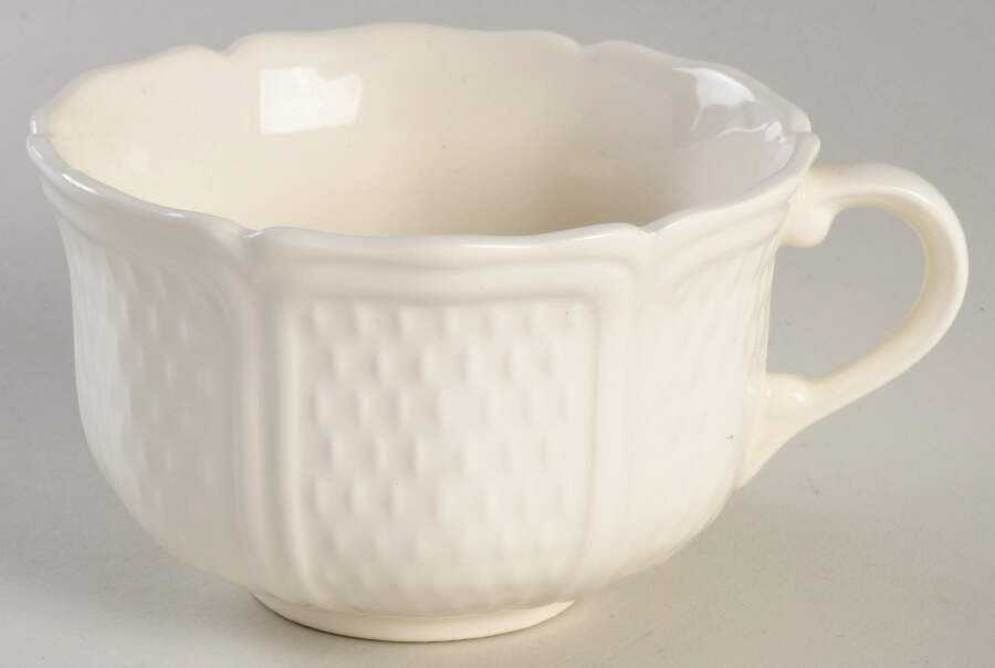 Pont Aux Choux (Cream) Breakfast Cup by Faiencerie De Gien-1