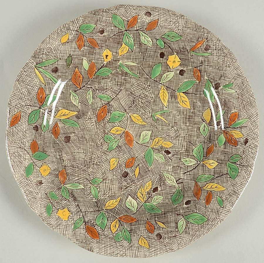 Rambouillet Dinner Plate by Faiencerie De Gien-1