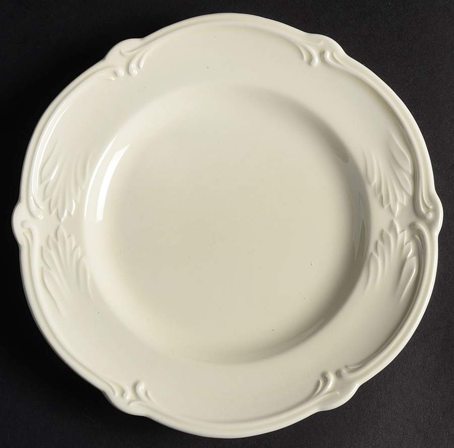 Rocaille (Cream) Bread & Butter Plate by Faiencerie De Gien-1