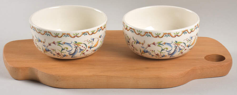 Toscana Tapas Board (2 Cocktail Bowls & Wood Tray) by Faiencerie De Gien-1