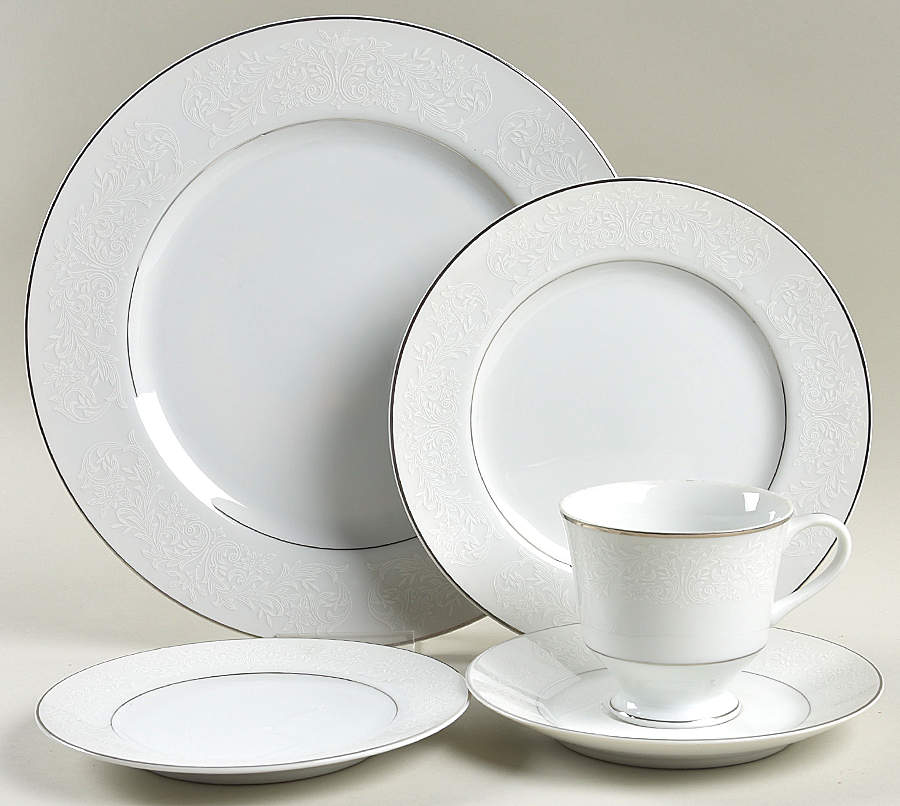 Cameo 5 Piece Place Setting by Gildhar-1