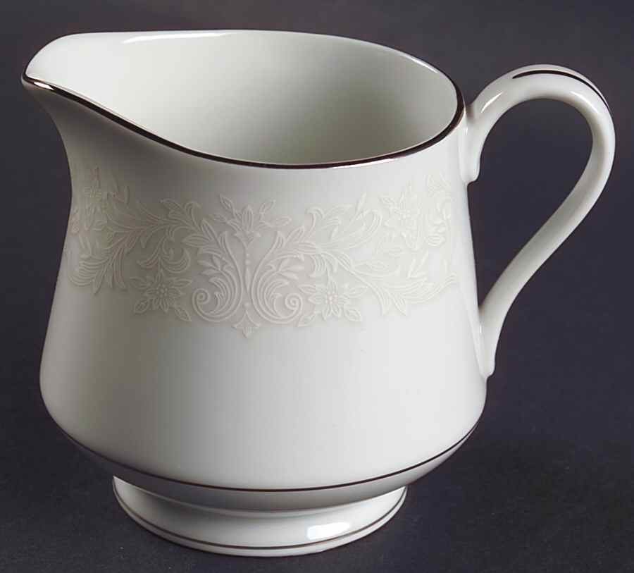 Cameo Creamer by Gildhar-1
