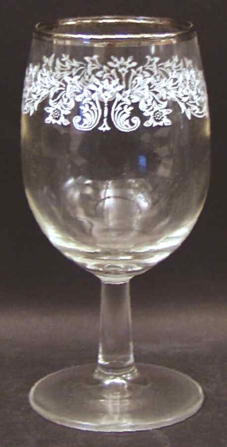 Cameo Glassware Wine by Gildhar-1