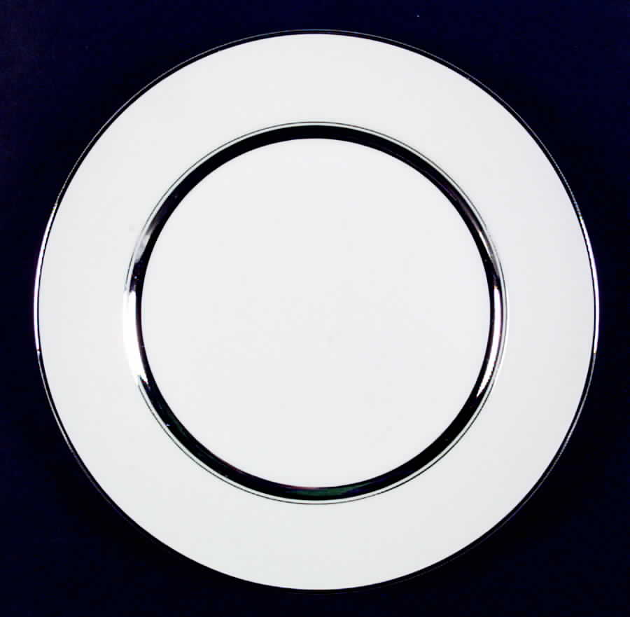 Elegance Dinner Plate by Gildhar-1