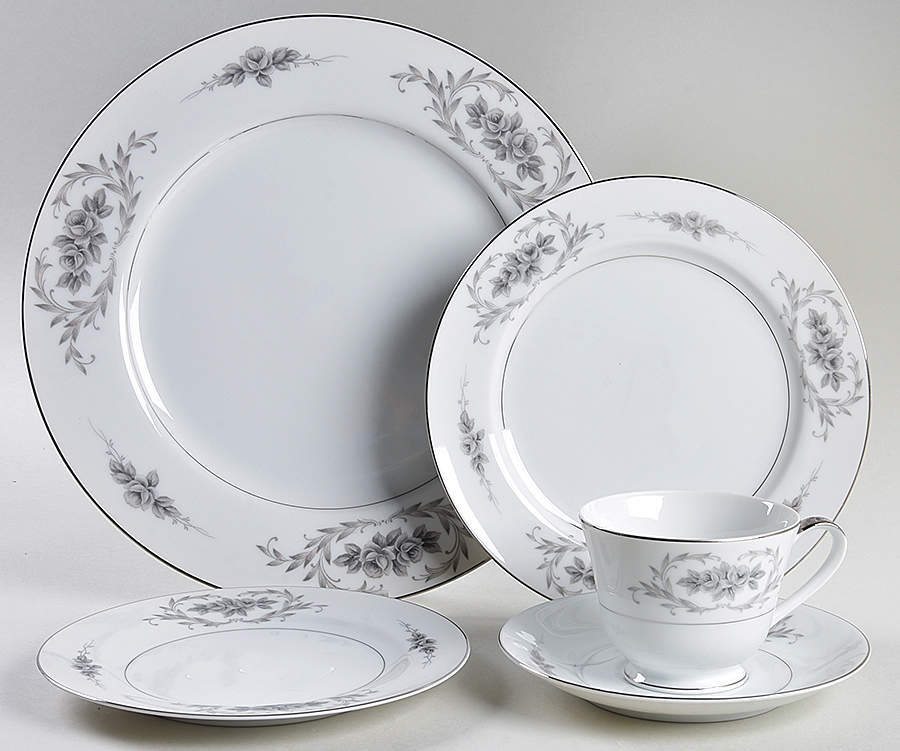 Elsinore 5 Piece Place Setting by Gildhar-1