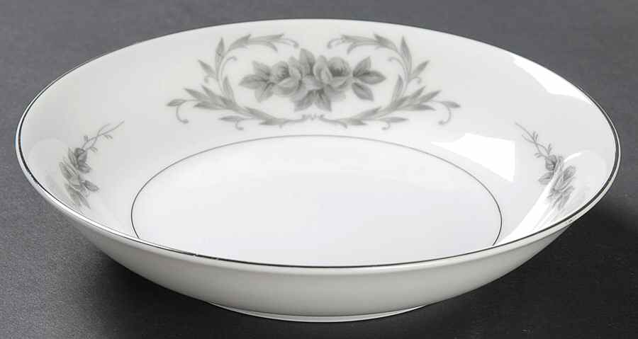 Elsinore Fruit/Dessert (Sauce) Bowl by Gildhar-1