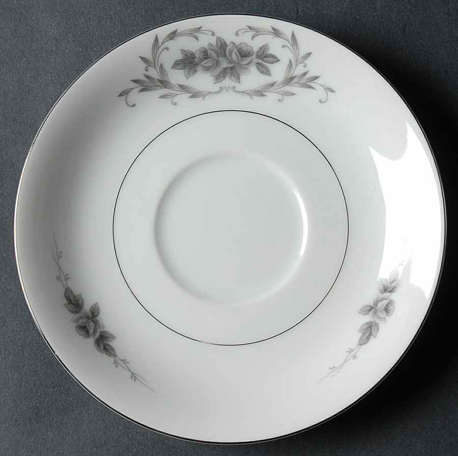 Elsinore Saucer by Gildhar-1