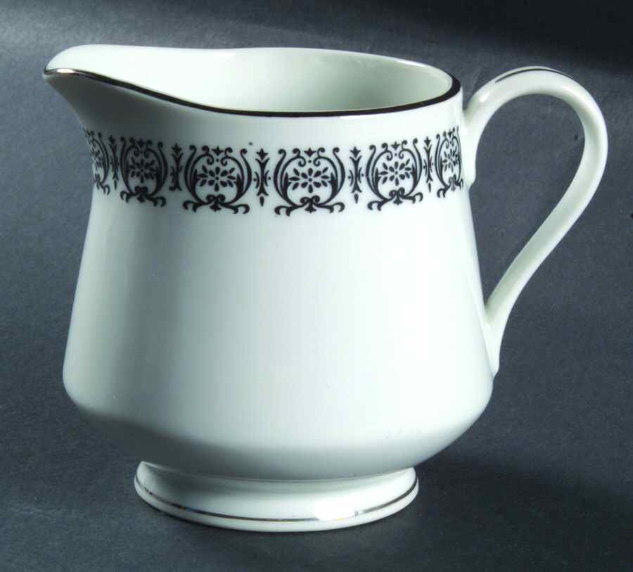 Mantilla Creamer by Gildhar-1