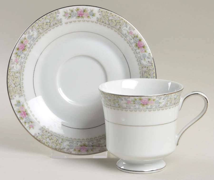 Wycliff Footed Cup & Saucer Set by Gildhar-1