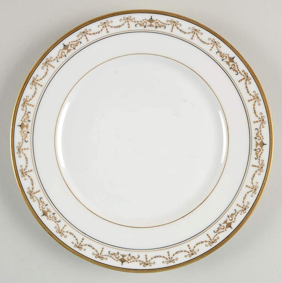 Amphores Salad Plate by Ginori 1735-1