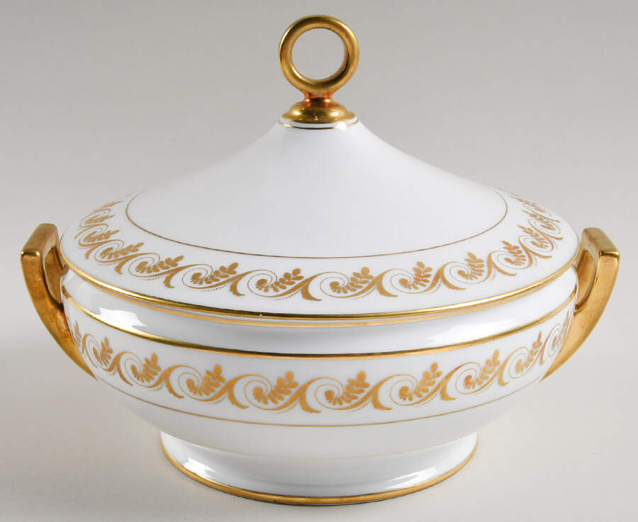 Aosta Round Covered Vegetable by Ginori 1735-1