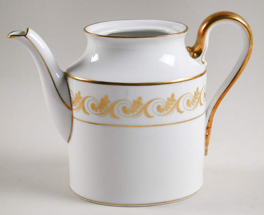 Aosta Coffee Pot No Lid by Ginori 1735-1